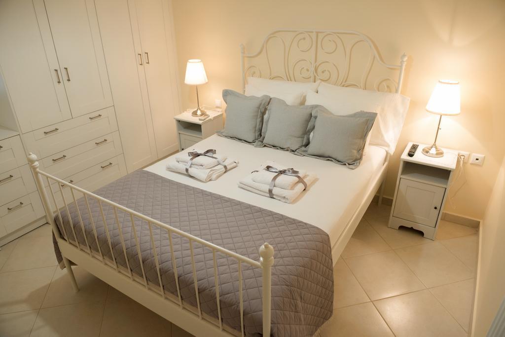 Marina'S House Hotel Parga Exterior photo